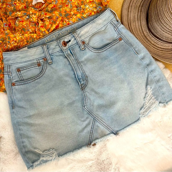 American Eagle, mini denim skirt size 6 in perfect condition - Picture 4 of 15